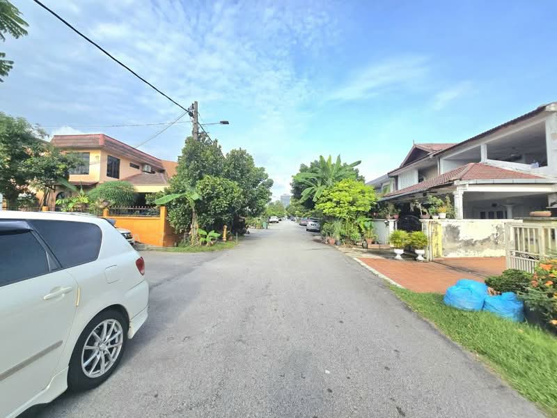 Rumah Teres 2 Tingkat untuk Dijual di Ulu Kelang (Selangor) - Azrul Ismail - Exterior - PropertyGuru.com.my
