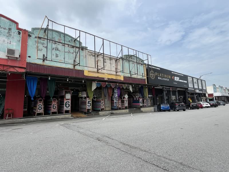 Terrace Factory for Sale in Kawasan Perusahaan Nilai 3 (Nilai) - EC Low - Exterior - PropertyGuru.com.my