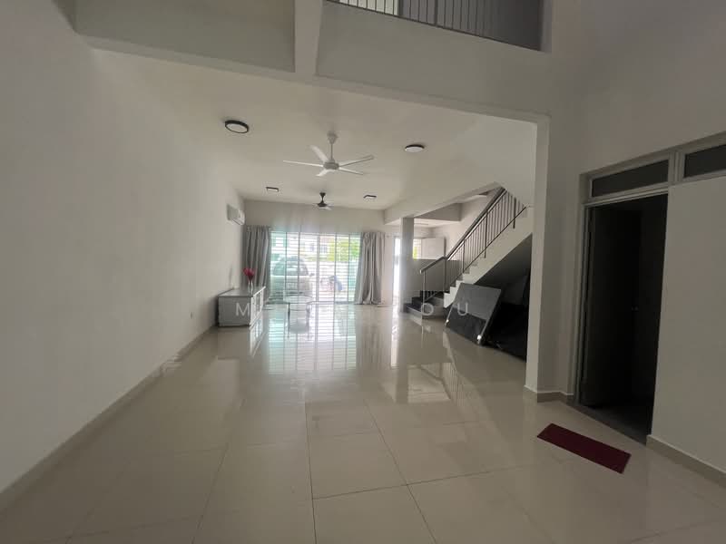 Rumah Teres 2 Tingkat untuk Disewa di Kota Kemuning (Shah Alam) - Miki You - Living Room - PropertyGuru.com.my