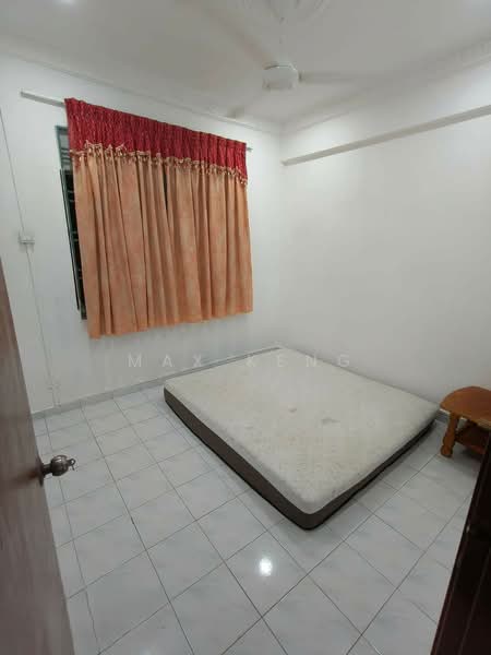 1-storey Terraced House for Sale in Gelang Patah (Johor) - Max Keng - Bedroom - PropertyGuru.com.my