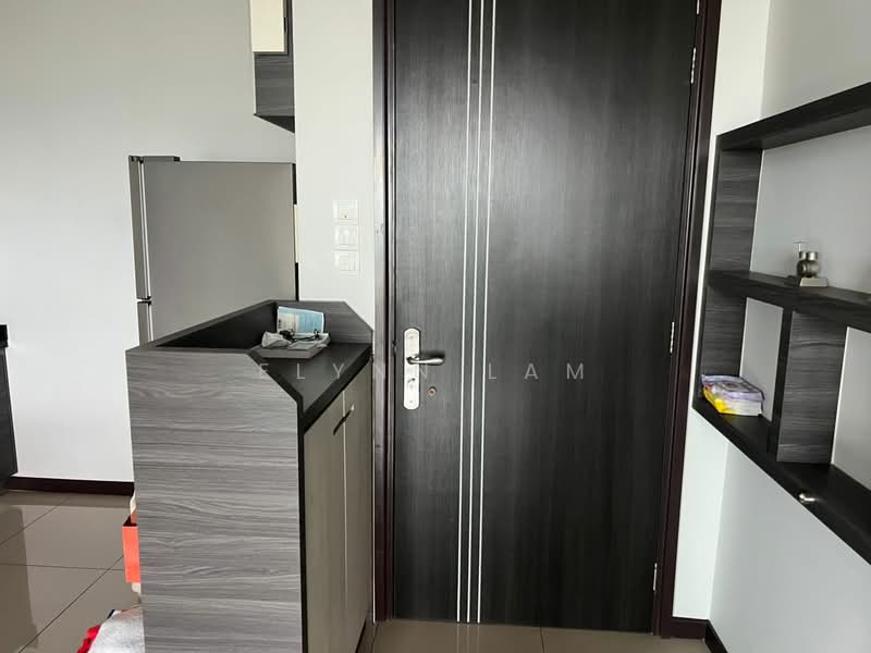 Servis Apartment untuk Dijual di Molek Regency - Elynn Lam - Entrance - PropertyGuru.com.my