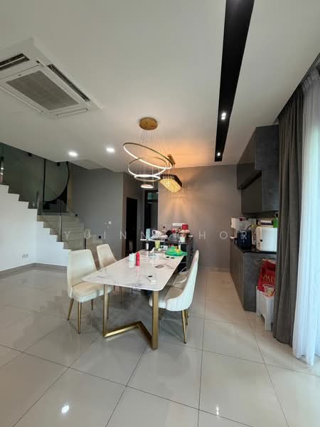 Cluster House for Sale in Pasir Gudang (Johor) - Yuinn Chor - Dining Room - PropertyGuru.com.my
