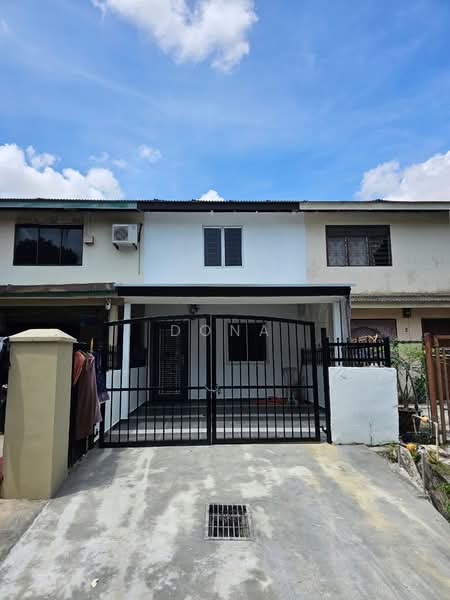 Rumah Teres 2 Tingkat untuk Dijual di Taman Tiram Jaya (Ulu Tiram) - Dona - PropertyGuru.com.my