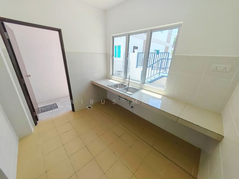 2-storey Terraced House for Sale in Dengkil (Selangor) - Fairus Muhd - Kitchen - PropertyGuru.com.my
