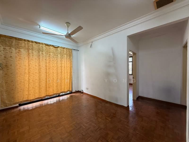 Rumah Berkembar untuk Dijual di Taman Perling (Perling) - Daniel Yong - Living Room - PropertyGuru.com.my