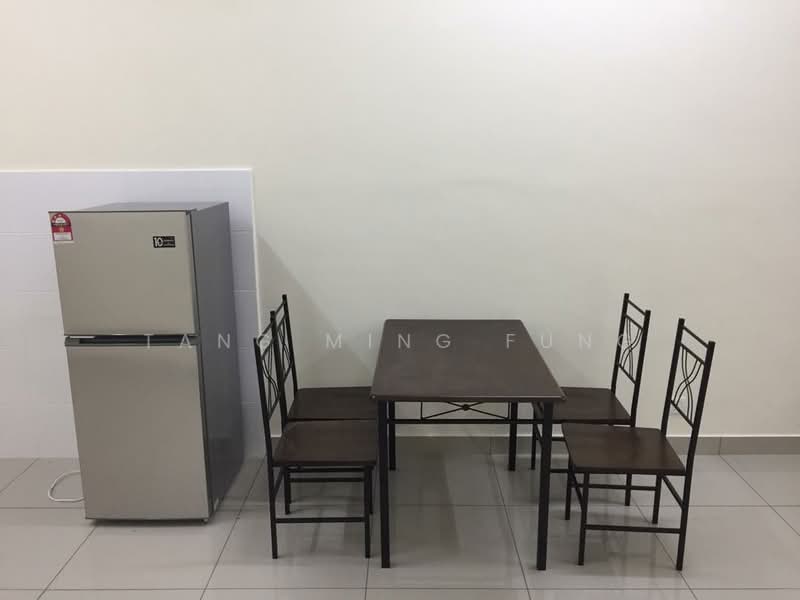 Rumah Teres 2 Tingkat untuk Disewa di Dengkil (Selangor) - Tang Ming Fung - Dining Room - PropertyGuru.com.my