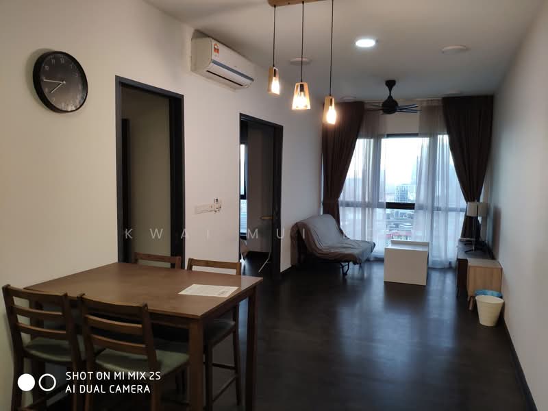 Pangsapuri untuk Dijual di V Residence Suites @ Sunway Velocity - Kwai Mui Low - Living Room - PropertyGuru.com.my