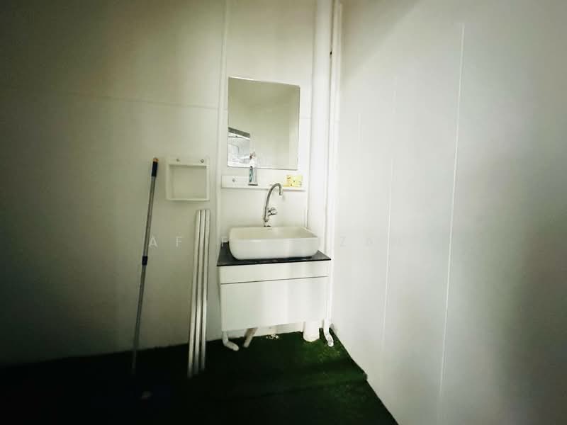 Kedai / Pejabat untuk Disewa di Bandar Damansara Perdana (Damansara Perdana) - Afif Azizan - Bathroom - PropertyGuru.com.my