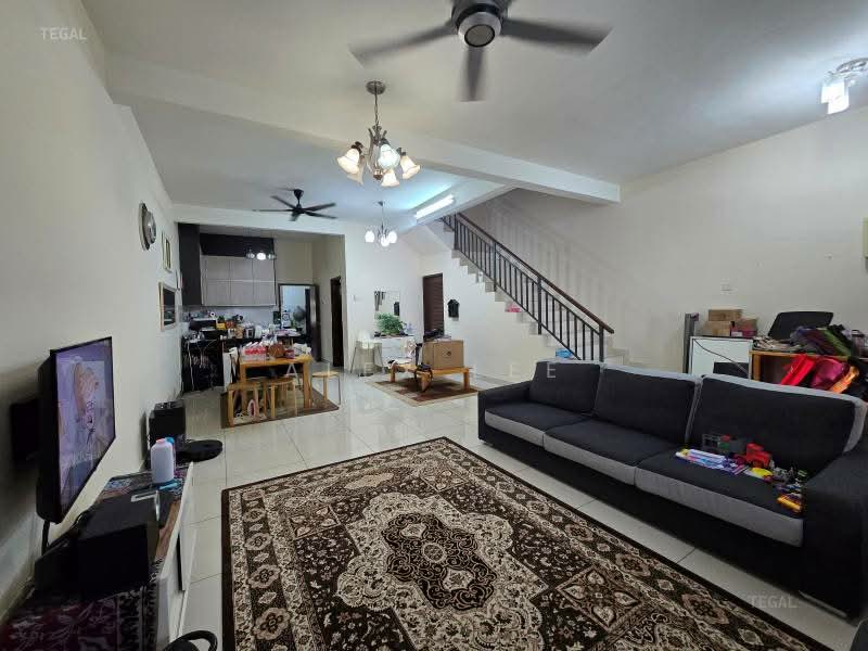 Rumah Teres untuk Dijual di Bandar Puteri Klang (Klang) - Alex Lee - Living Room - PropertyGuru.com.my
