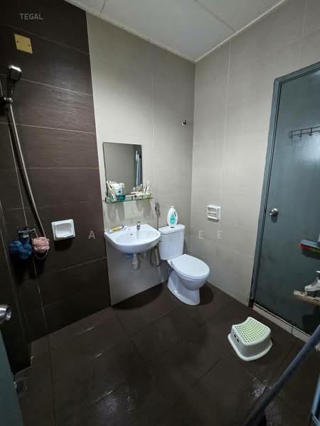 Rumah Teres untuk Dijual di Bandar Puteri Klang (Klang) - Alex Lee - Bathroom - PropertyGuru.com.my
