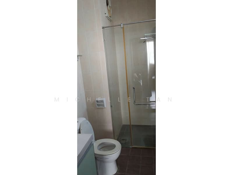 3.5-storey Terraced House for Sale in Seri Kembangan (Selangor) - Michelle Tan - Bathroom - PropertyGuru.com.my