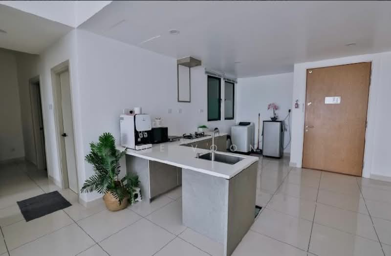 Service Residence for Rent at Southkey Mosaic - Zoe Voon - Kitchen - PropertyGuru.com.my