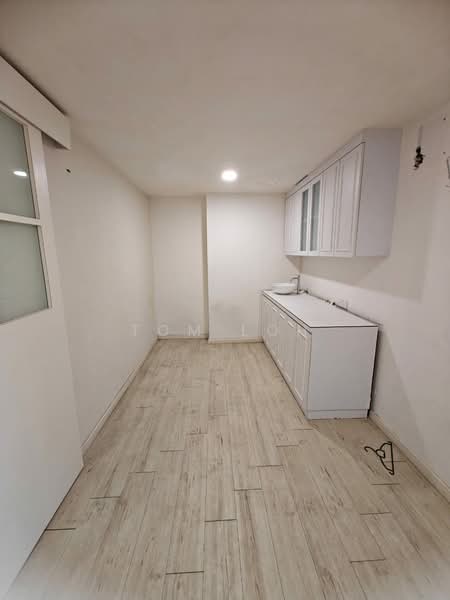 Shop / Office for Rent in Taman Molek (Johor Bahru) - Tom Loh - Interior - PropertyGuru.com.my