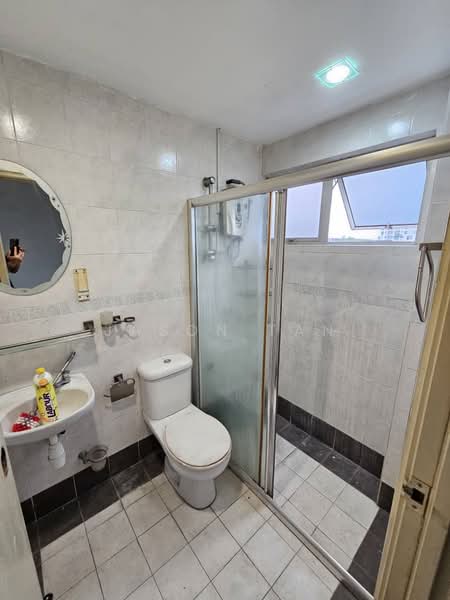 Apartment for Sale at Villa Pavilion - Jason Tan - Bathroom - PropertyGuru.com.my