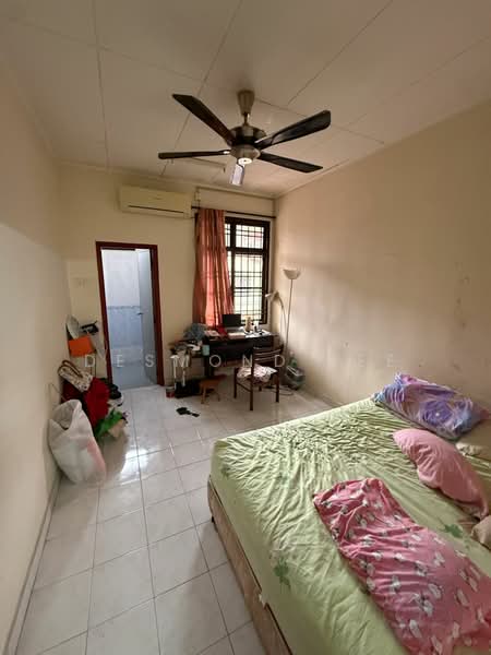 2-storey Terraced House for Sale in Taman Mutiara Rini (Skudai) - Desmond Lee - Bedroom - PropertyGuru.com.my