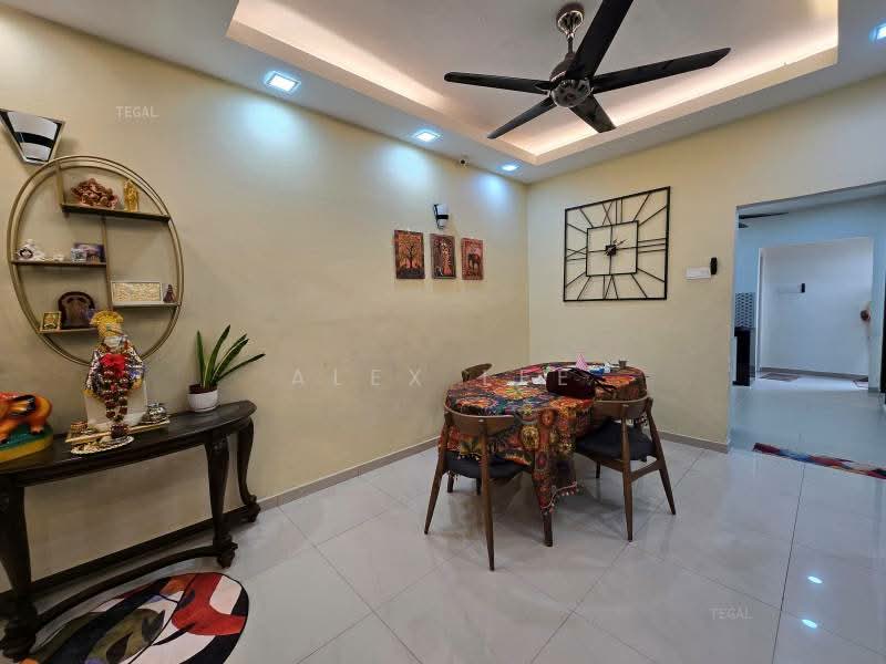 Rumah Teres untuk Disewa di Bandar Puteri Klang (Klang) - Alex Lee - Dining Room - PropertyGuru.com.my