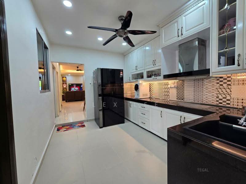 Rumah Teres untuk Disewa di Bandar Puteri Klang (Klang) - Alex Lee - Kitchen - PropertyGuru.com.my