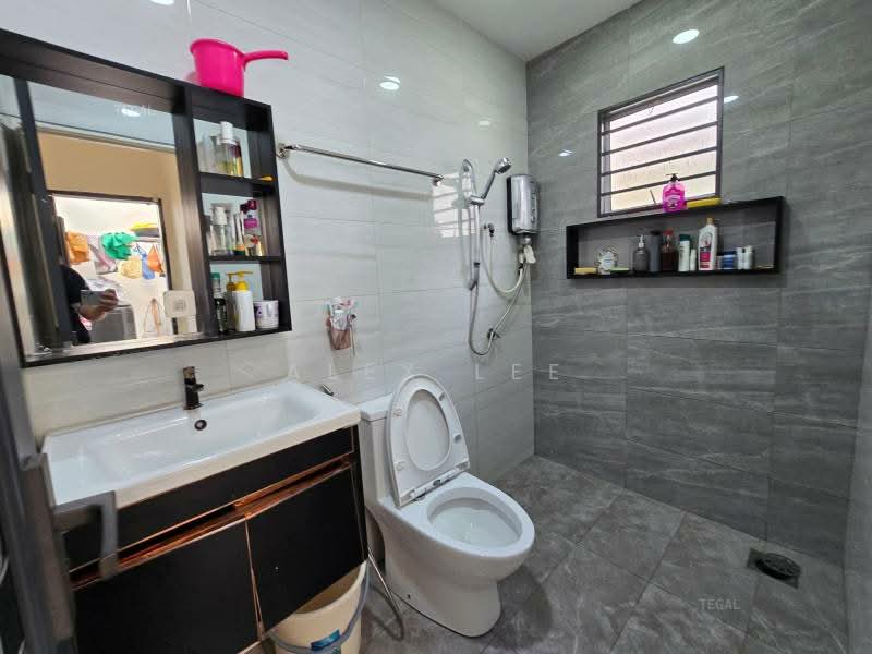 Rumah Teres untuk Disewa di Bandar Puteri Klang (Klang) - Alex Lee - Bathroom - PropertyGuru.com.my