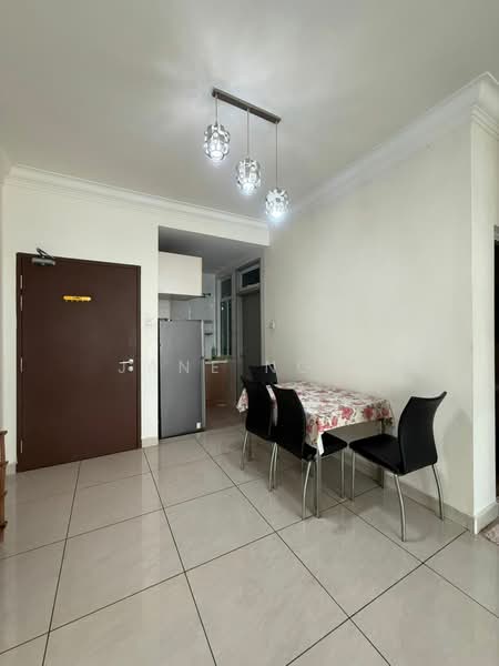 Servis Apartment untuk Disewa di Pangsapuri Tanah Emas (Golden Sands) - Jane Ngoi - Dining Room - PropertyGuru.com.my