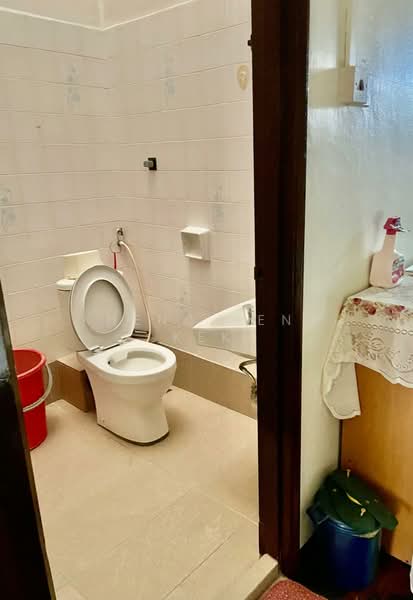 Rumah Teres 2 Tingkat untuk Dijual di Taman Bagan (Butterworth) - Kheng Teng Kek - Bathroom - PropertyGuru.com.my