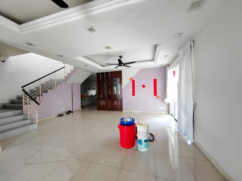 Rumah Berkembar untuk Dijual di Anggun 2 Residence (Rawang) - Heo Wai Kien - Living Room - PropertyGuru.com.my