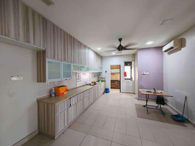 Rumah Berkembar untuk Dijual di Anggun 2 Residence (Rawang) - Heo Wai Kien - Kitchen - PropertyGuru.com.my