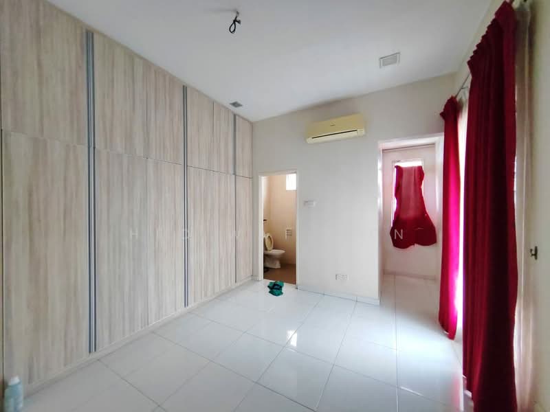 Rumah Berkembar untuk Dijual di Anggun 2 Residence (Rawang) - Heo Wai Kien - Bedroom - PropertyGuru.com.my