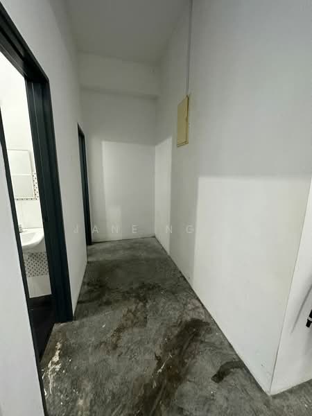 Shop for Rent in Setia Eco Cascadia (Tebrau) - Jane Ngoi - Corridor - PropertyGuru.com.my