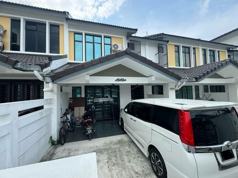 Rumah Teres 2 Tingkat untuk Dijual di Taman Bukit Tiram (Ulu Tiram) - Amir Faris Rusli - Exterior - PropertyGuru.com.my