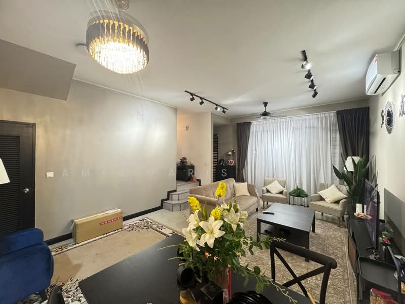 Rumah Teres 2 Tingkat untuk Dijual di Taman Bukit Tiram (Ulu Tiram) - Amir Faris Rusli - Living Room - PropertyGuru.com.my