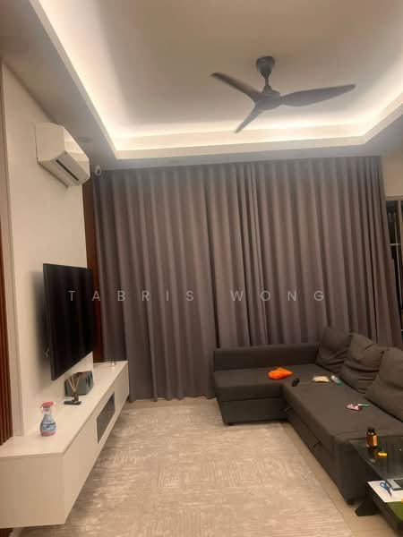 Rumah Teres 2 Tingkat untuk Dijual di Bandar Saujana Putra (Tanjong Duabelas) - Tabris Wong - Living Room - PropertyGuru.com.my