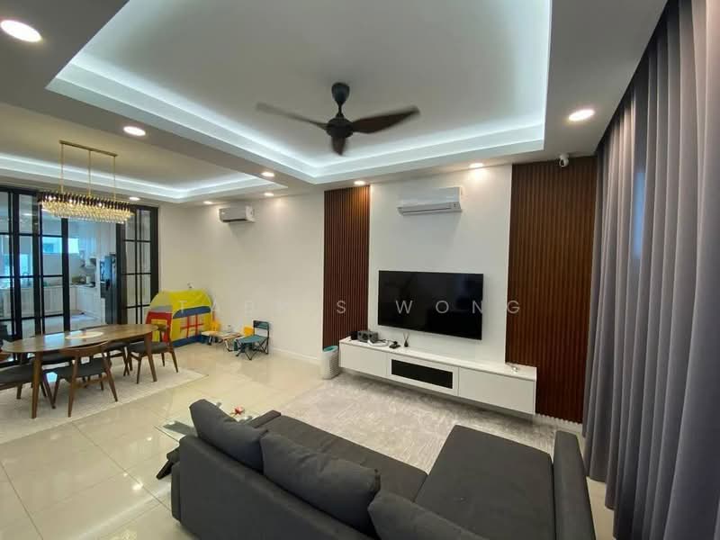 Rumah Teres 2 Tingkat untuk Dijual di Bandar Saujana Putra (Tanjong Duabelas) - Tabris Wong - Living Room - PropertyGuru.com.my