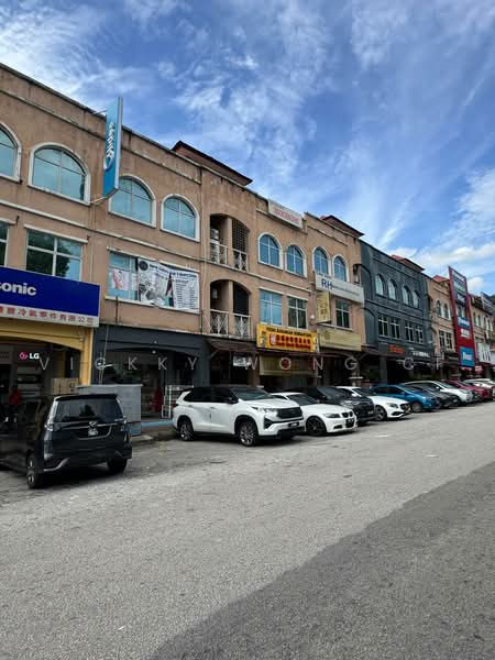 Shop / Office for Rent in Subang Jaya (Selangor) - Vickky Wong CF - PropertyGuru.com.my