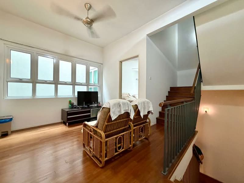 3.5-storey Terraced House for Sale in Tanjung Bungah (Penang) - Ping Koay - Living Room - PropertyGuru.com.my