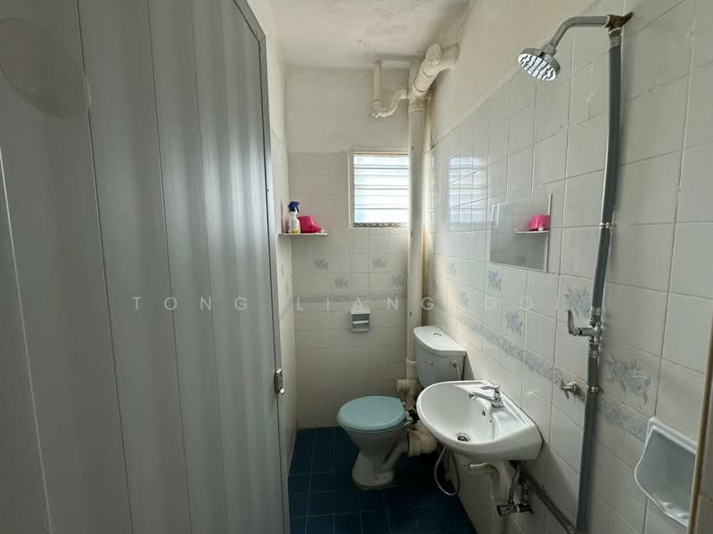 Kondominium untuk Disewa di Springfield Condominium - Tong Liang Ooi - Bathroom - PropertyGuru.com.my