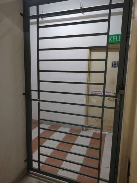 Service Residence for Sale at OUG Parklane - Alex Lew - Entrance - PropertyGuru.com.my