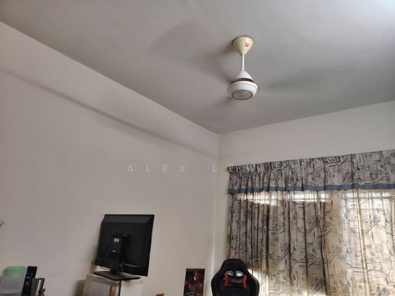 Service Residence for Sale at OUG Parklane - Alex Lew - Living Room - PropertyGuru.com.my