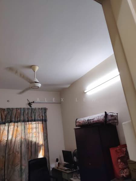 Service Residence for Sale at OUG Parklane - Alex Lew - Interior - PropertyGuru.com.my