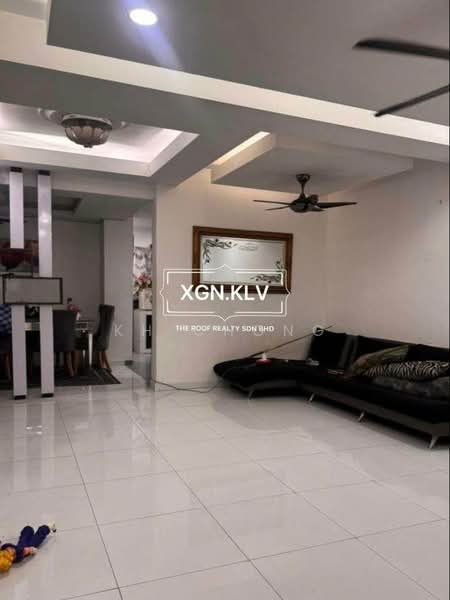 Rumah Teres 2 Tingkat untuk Dijual di Taman Pendamar Indah 2 (Klang) - KH Chong - Living Room - PropertyGuru.com.my