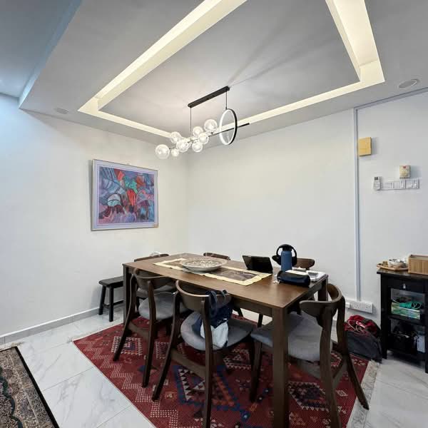 Townhouse for Sale in Ulu Kelang (Selangor) - Cik Maya Abdul - Dining Room - PropertyGuru.com.my