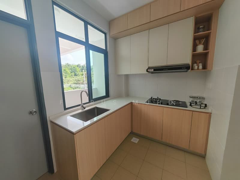 Townhouse for Sale in Dengkil (Selangor) - Fairus Muhd - Kitchen - PropertyGuru.com.my