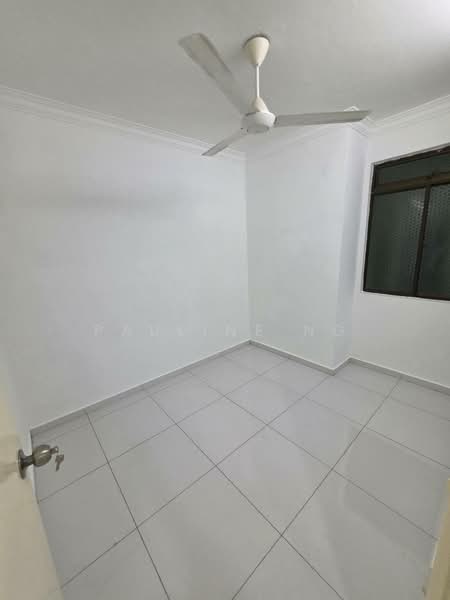 Flat for Sale at Taman Bukit Mewah - Pauline Ng - Interior - PropertyGuru.com.my
