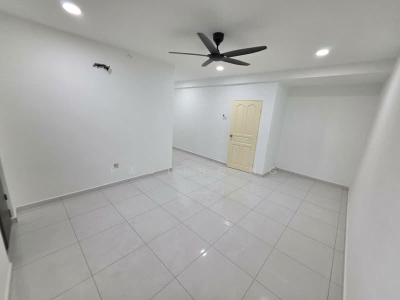 Flat for Sale at Taman Bukit Mewah - Pauline Ng - Interior - PropertyGuru.com.my