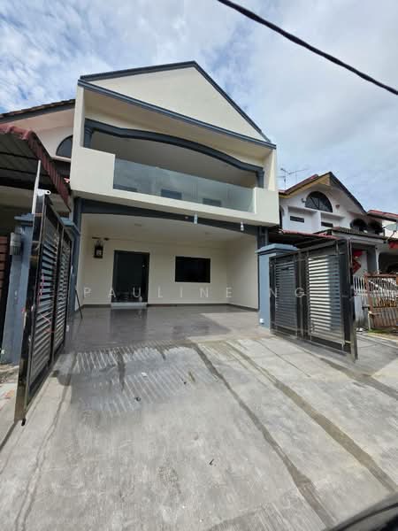 Flat for Sale at Taman Bukit Mewah - Pauline Ng - Exterior - PropertyGuru.com.my