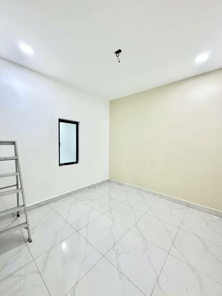 Rumah Flat untuk Dijual di Taman Johor Jaya - Pauline Ng - Interior - PropertyGuru.com.my