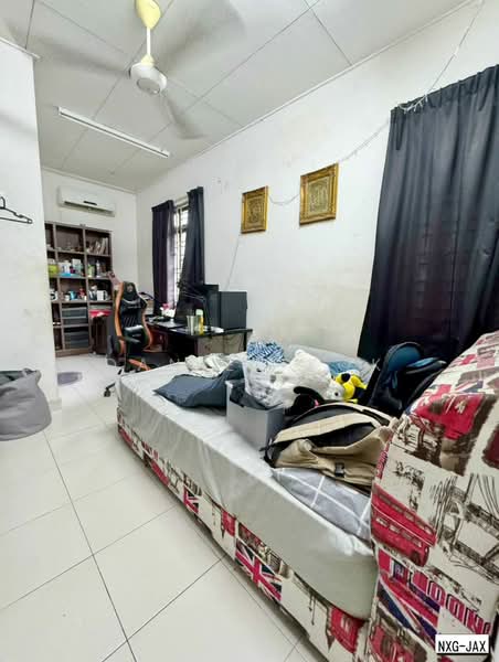 2-storey Terraced House for Sale in Bandar Puteri Klang (Klang) - Daniel Kok - Bedroom - PropertyGuru.com.my