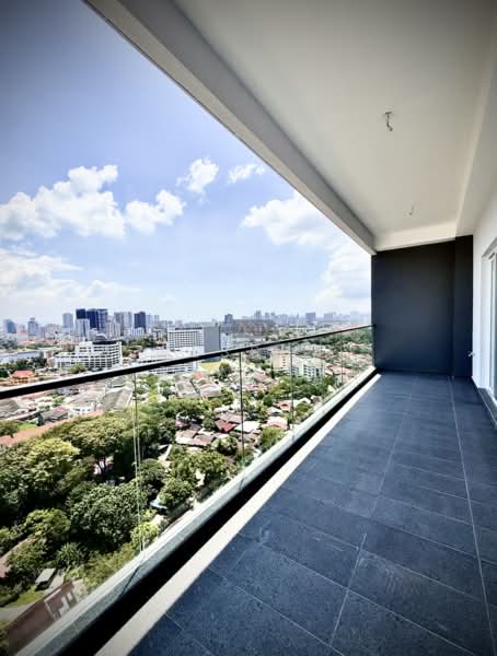 Kondominium untuk Dijual di Codrington Residence - Ressha Ramesh - Balcony - PropertyGuru.com.my