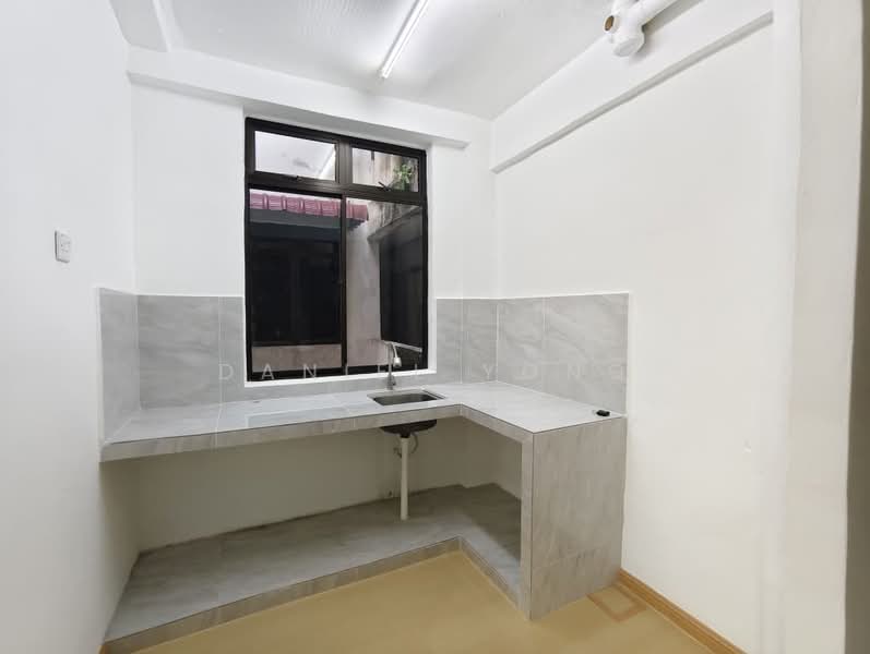Rumah Flat untuk Dijual di Taman Tan Sri Yaacob - Daniel Yong - Kitchen - PropertyGuru.com.my