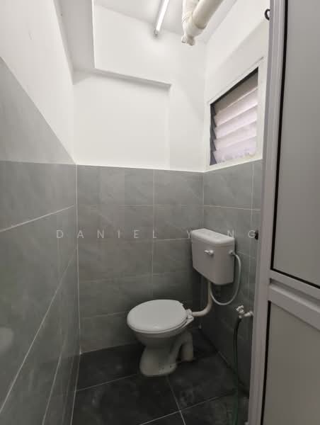 Rumah Flat untuk Dijual di Taman Tan Sri Yaacob - Daniel Yong - Bathroom - PropertyGuru.com.my