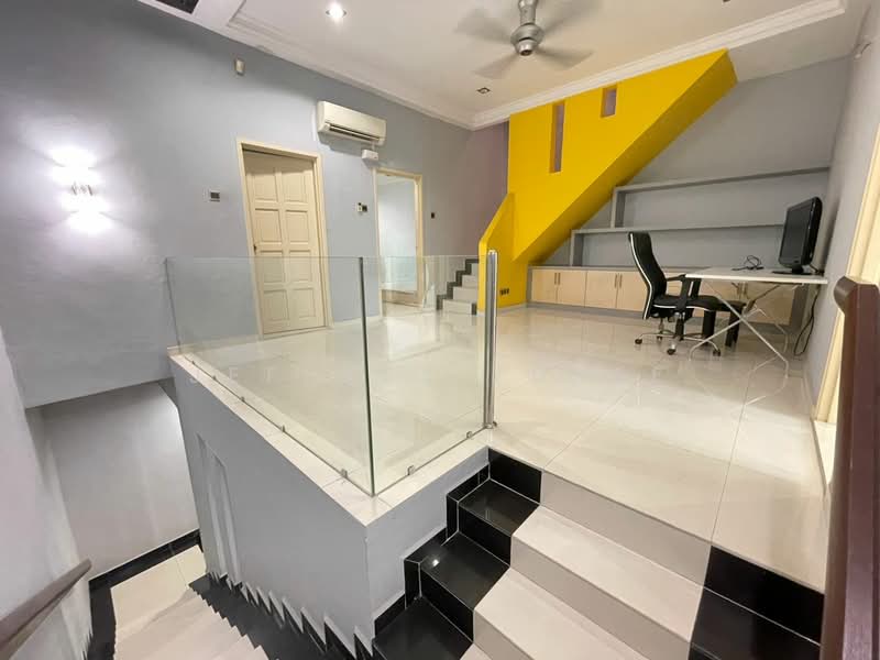 Rumah Teres 2 Tingkat untuk Dijual di Taman Subang Bestari (Sungai Buloh) - Jeffrey Zuree - PropertyGuru.com.my